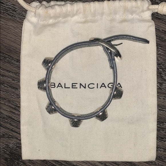 Balenciaga gray stud bracelet - Picture 9 of 9